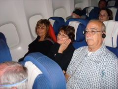 Alma, Widad, Subi on the plane to Paris (sy)