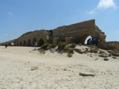 The Roman Aquaduct in Ceasarea by the Sea, from the sea (rw)