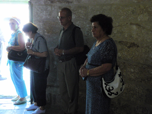 Praying at the Chapel of Christ's Ascension - Suad, Widad, George, Rafiha (rw)