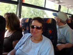 oum Fadi (Werdeh) on the bus (sy)