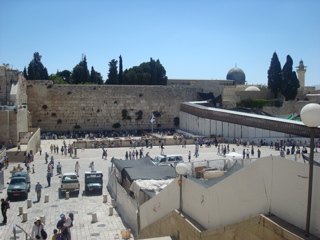 Farewell to the West Wall, with the Temple Mount beyond (sy)