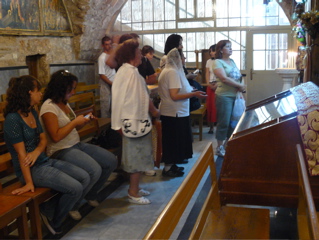 Reverence in St. Jacob Church (rw)