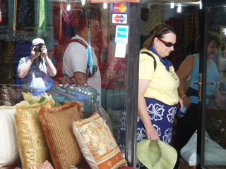 Robert, Karim, Ann, and Nina shopping in Old Jerusalem (rw)