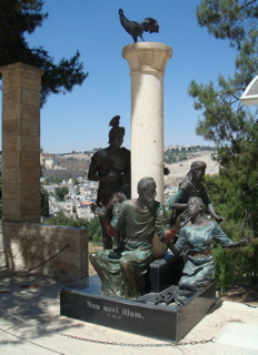 Statue at Peter of Galicantu on Mount Zion (hs)