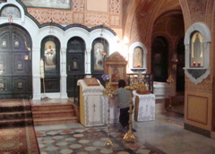 Praying in the Russian Church of Mary Magdalene in Jerusalem (hs)