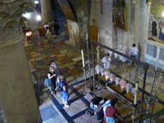 Church of the Holy Sepulchre,taken from the Golgotha Chapel (rw)