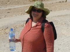Ann must drink a lot of water at Masada (rw)