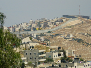 The Separation Wall, southeast of Old Jerusalem (rw)