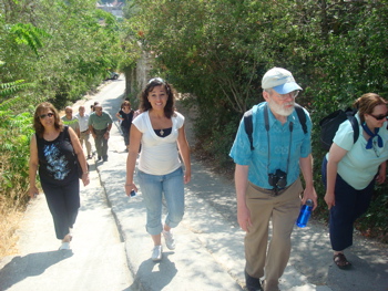 Walking up to Church of the Visitation in Ein Karem - Alma, Ursula, Robert, and Ann (sy)
