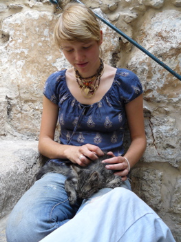 Taking care of a hurt kitty in Old Jerusalem (rw)